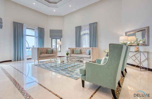 Palm Jumeirah Villa | Posh 5BR Villa with Private Pool on Palm Jumeirah