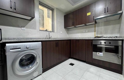 Al Danah Apartment | Premier 2-bedroom Lifeline apartment with free Parking