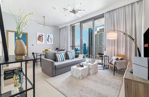 Bur Dubai Apartment | Premium 1BR - Direct Access to Dubai Mall