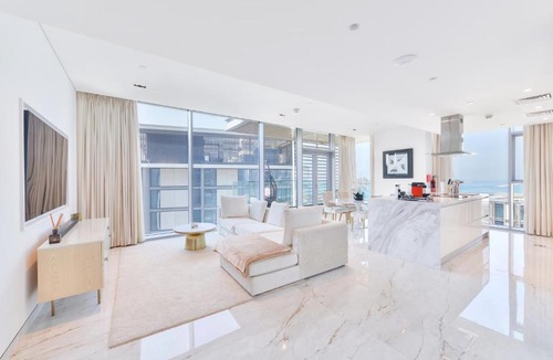Dubai Apartment | Premium 2+1 BR condo in the heart of Bluewaters Island