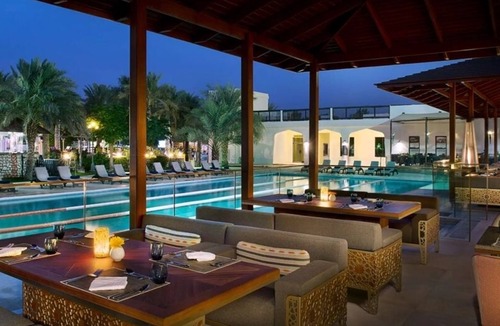 Al Ain Apartment | Premium Room With Balcony Near Al Aini Park