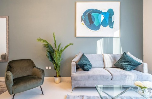 Nad Al Sheba Apartment | Primestay - Stunning Spacious 1BR in Al Meydan