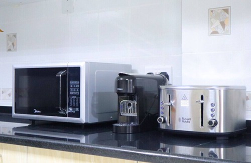 Abu Dhabi City Center Apartment | Raha Corniche Luxury 3BR Retreat