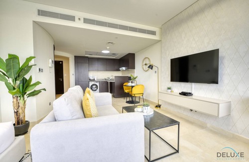 Bur Dubai Apartment | Refreshing Studio at Sky Gardens DIFC by Deluxe Holiday Homes