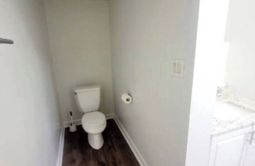 Chapel Hill Cottage | Relax in Luxury at Chapel Hill, North Carolina Cottage 1375