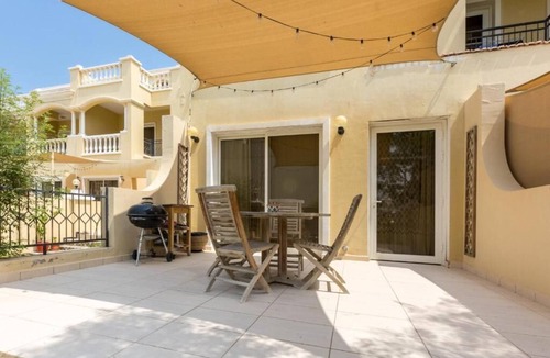 Ras Al Khaimah House | Relaxing villa escape with garden - pool & beach nearby – ideal for small groups