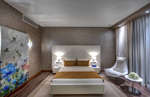 Al Ruwais Hotel | Remal Hotel
