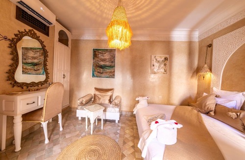 Bab Taghzout House | Riad 7 Saints Marrakech