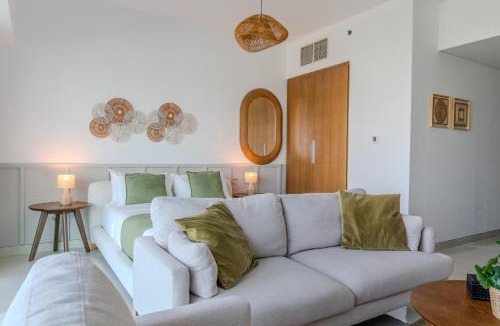 Al Raha Beach Apartment | Roam Inns Unique Studio Al Bandar