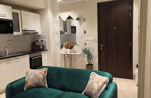 Salalah Ski Chalet | Rotana Hawana Luxurious Apartment RV06-101