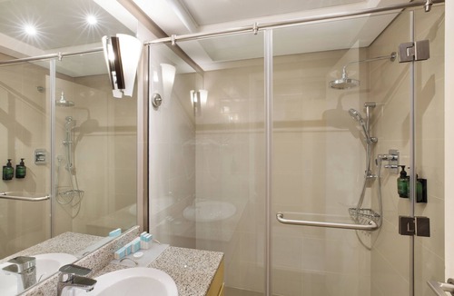 Deira Hotel | Royal Continental Hotel