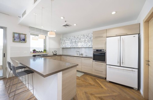 Jerusalem City Centre Apartment | Royal Luxury 4BR by the Shuk - Saidoff Tower
