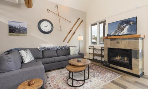 Saddle Ridge House | Saddle Ridge I3