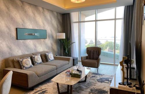 Palm Jumeirah Apartment | Sea-facing 1BHK Apartment in Palm Jumeirah