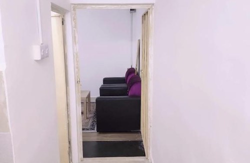 Al Ain House | separate entrance room