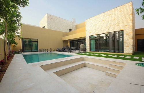 Abu Dhabi Villa | Silk Valley - Modern 4B + maid's room with private swimming pool & beach access