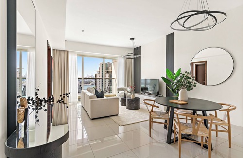Al Barsha 1 Apartment | Silkhaus Al Maha Tower