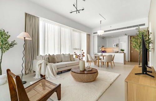 Al Safa Apartment | Silkhaus Vacation Homes Charming 1BDR in Canal Front Tower