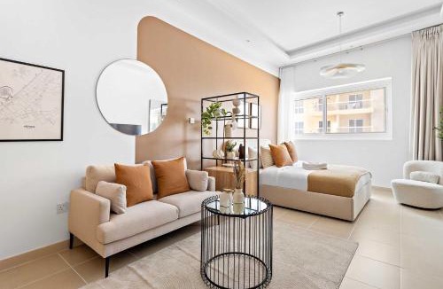 Dubai Apartment | Silkhaus Vacation Homes New Studio in ASB Tower Walking distance to mall