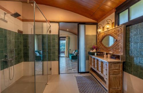 Cola Villa | Simroseate