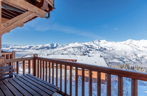 Arc-1800 Apartment | Ski-in/Ski-out Duplex with Stunning Mont Blanc Views - 5-Crystals Paradiski