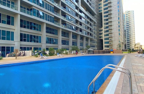Dubai Apartment | SkyCourt Tower By Hostiva