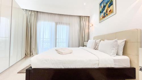 Al Hamra Village Apartment | Spacious 1BHK Premium Apartment in Al Hamra Palace Residence