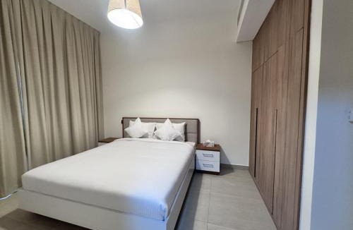 Al Satwa Apartment | Spacious 1BR Apartment in Jumeirah Garden City