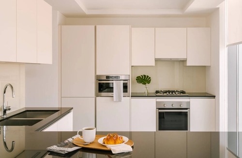 Al Wasl Apartment | Spacious 2 Bedroom Apartment at Downtown Dubai