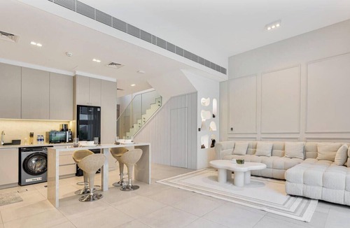 Dubai Villa | Spacious | 4 Bed Villa | Private Pool | Meydan