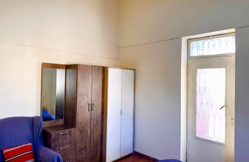 Al Abdali Apartment | Spacious 6-bedroom apartment in peaceful Amman with AC