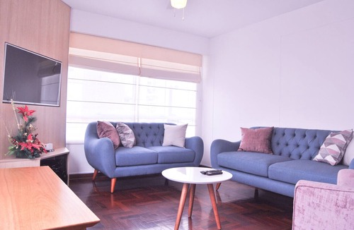 Leuro Apartment | Spacious apartment for 08 guests in Central Miraflores
