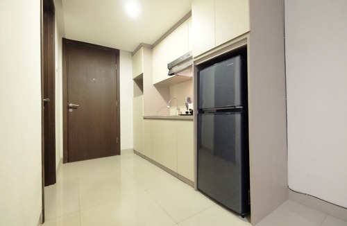 Jatinegara Hotel | Spacious Studio Apartment @ the H Residence Near MT Haryono