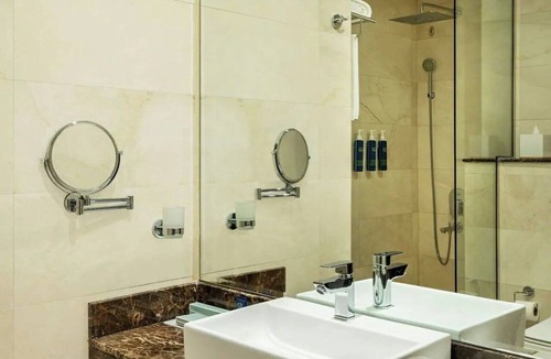 Dubai Production City Hotel | Standard King | FourPoints Dubai | Outdoor Pool, Spa, Easy Dubai Base