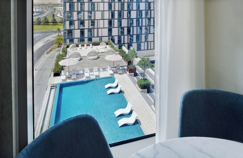 Dubai World Central Hotel | Staybridge Suites Dubai Al-Maktoum Airport by IHG
