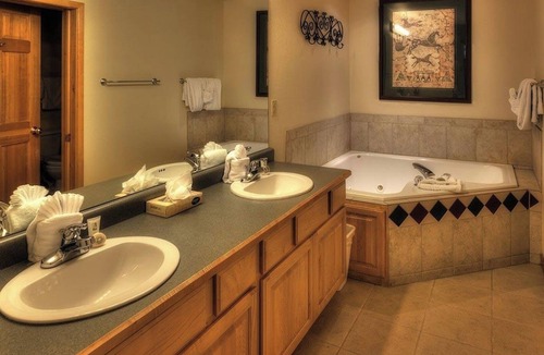 Four O'Clock Resort | Studio Grand Timbet Lodge Resort, Ski/In/out, Pool