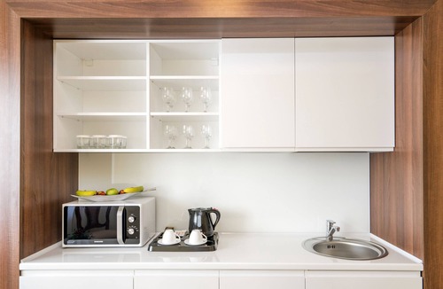 Militari Hotel | Studio One Accommodation Suites