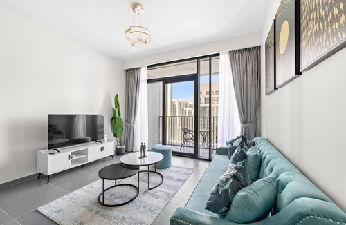 Dubai Apartment | Stylish 1 Bedroom High Floor in Creek Edge