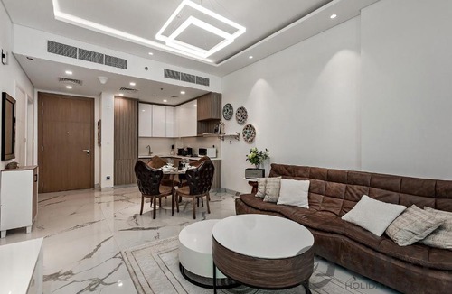 Dubai Apartment | Stylish 1 bedroom in Pinnacle, Dubai Hills