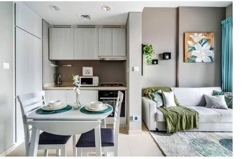 Business Bay Apartment | Stylish 1BR in Dubai - Canal View - Walk to Burj Khalifa