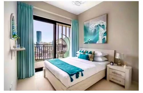 Business Bay Apartment | Stylish 1BR in Dubai - Canal View - Walk to Burj Khalifa