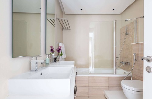 Barsha Heights Apartment | Stylish 2BR Apartment in Barsha Heights