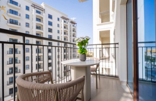 Abu Dhabi Apartment | Stylish 2BR w/Balcony | Yas Golf Collection