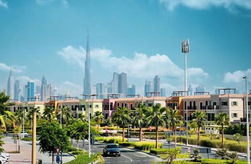 Dubai Apartment | Stylish Apartment, Private Beach, Port de La Mer