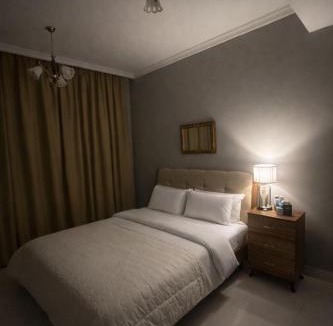 Qurm Apartment | Stylish Qurum Retreat Cozy & Modern