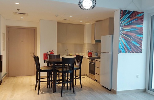 Abu Dhabi Apartment | Stylish Suite on Yas island with sea view balcony, near mall, theme parks.