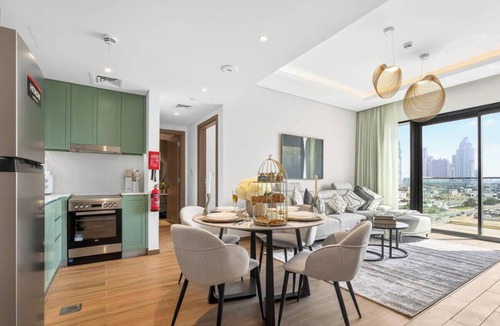 Al Wasl Apartment | Sunset Burj Views| Premium 1BR in City Walk Hub