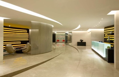 Zayed Sports City Apartment | Superior King Room Near Khalifa Park