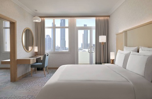 Trade Center Hotel | Swissôtel Al Murooj Dubai