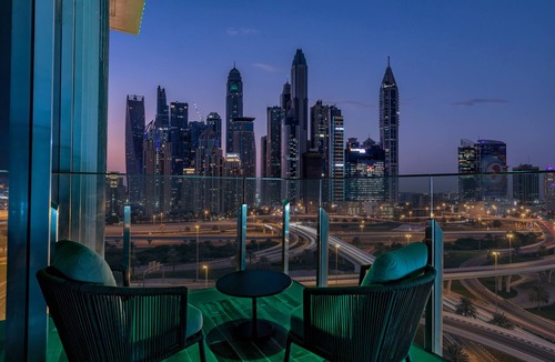 Jumeirah Lake Towers Hotel | Taj Jumeirah Lakes Towers